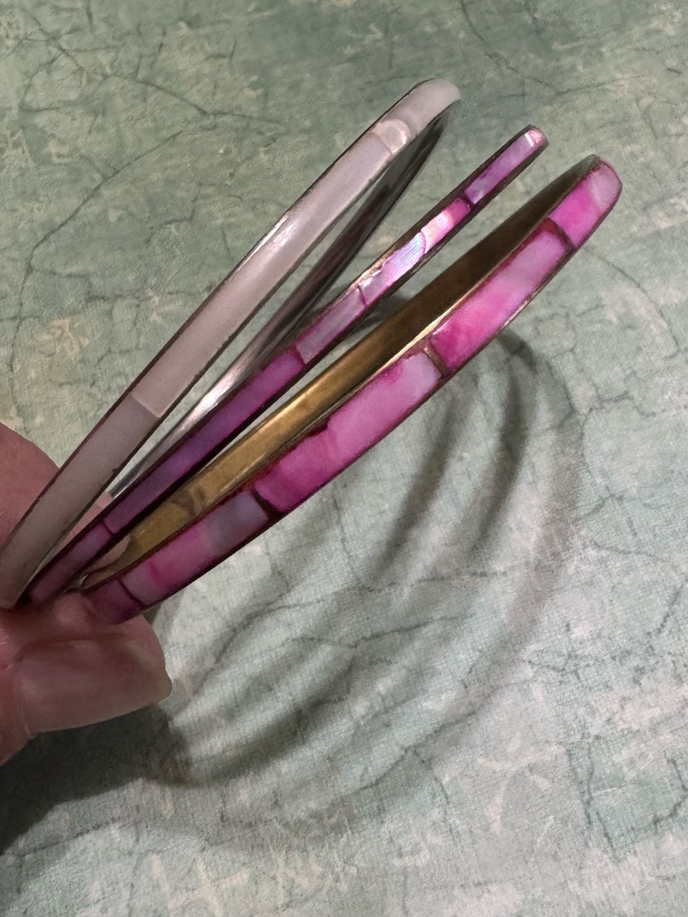 3 VINTAGE MOTHER OF PEARL BANGLE BRACELETS